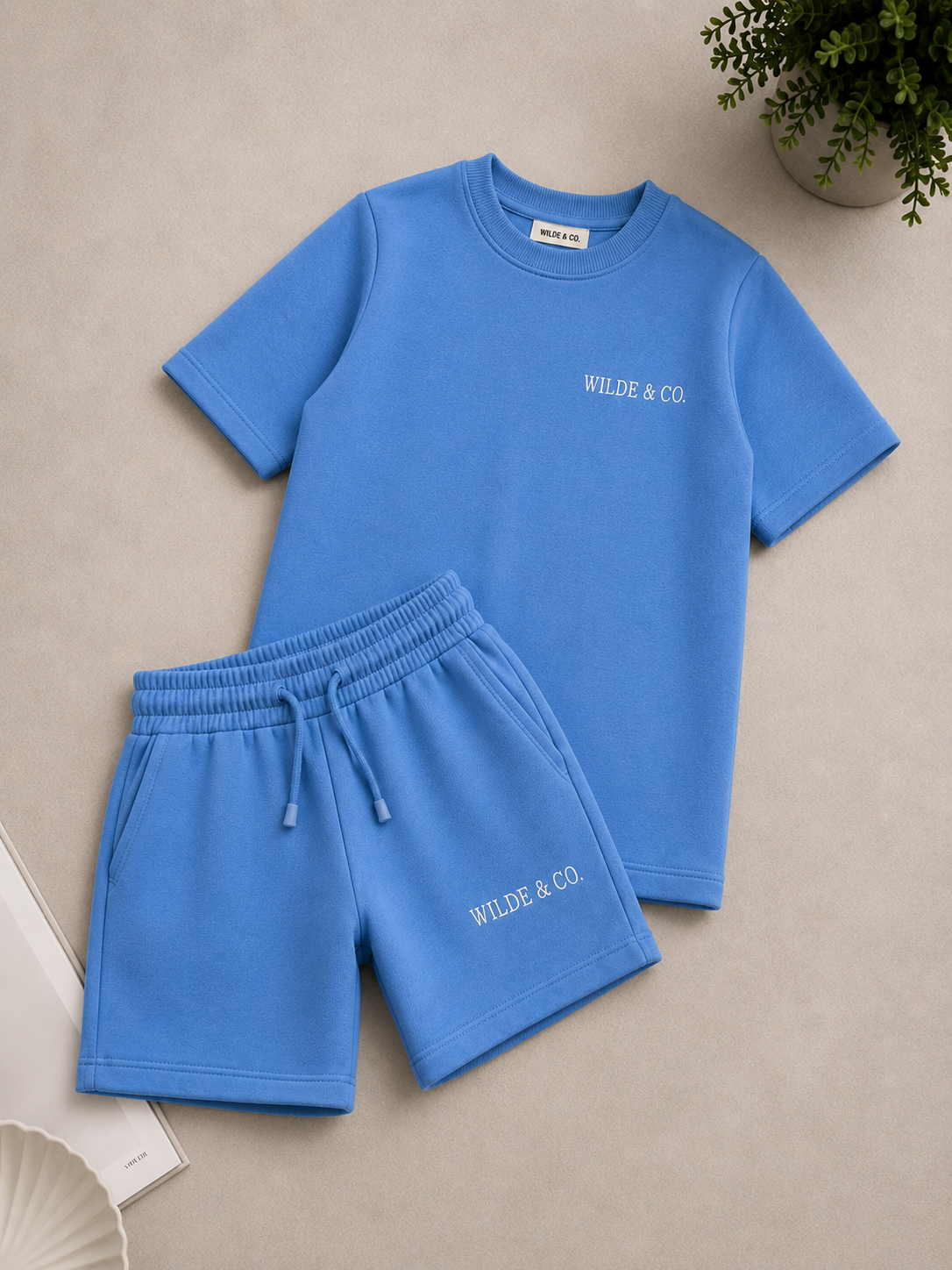 Wilde & Co. Short Set